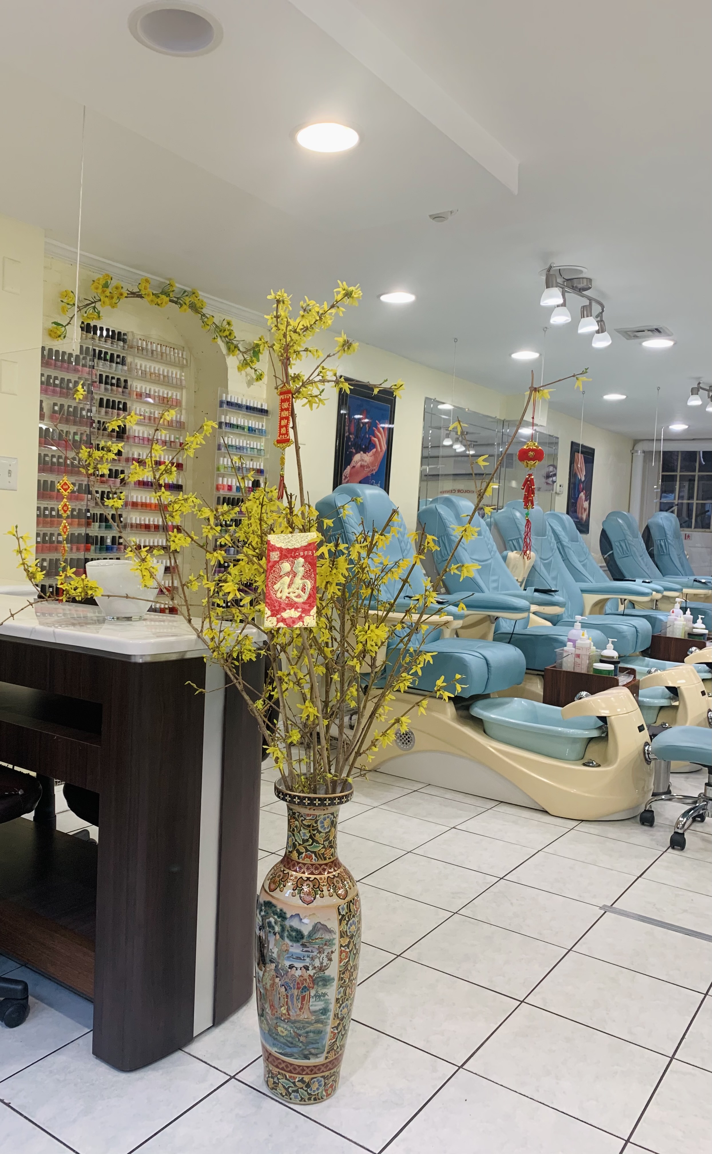 Nail Salon