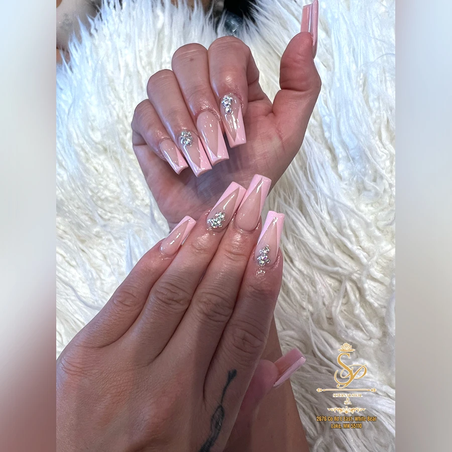Super Nails