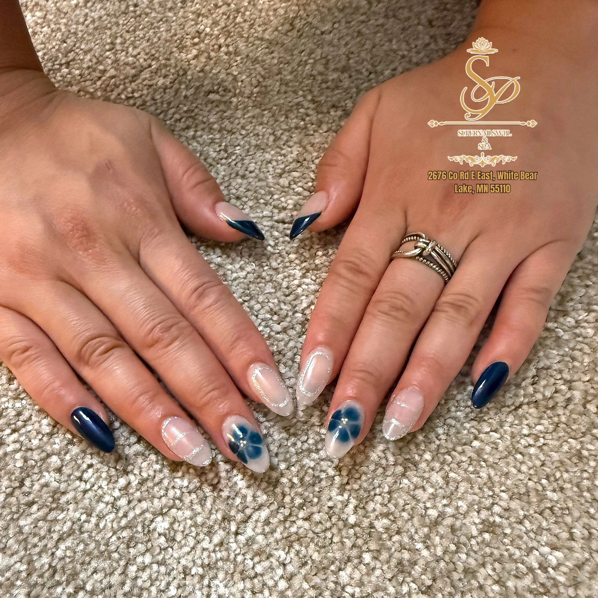Super Nails